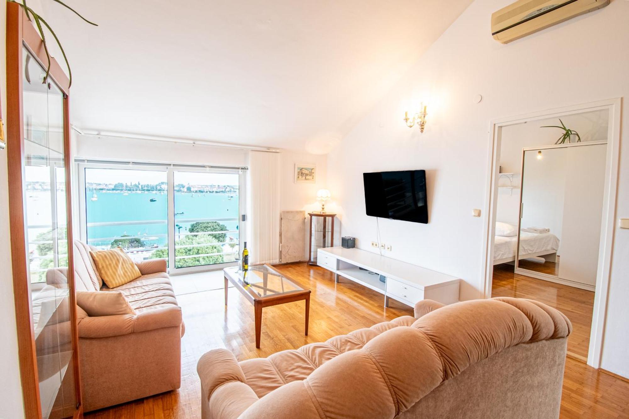 Apartment Umag Center Istria Croatia With Seaview By Rentistra المظهر الخارجي الصورة